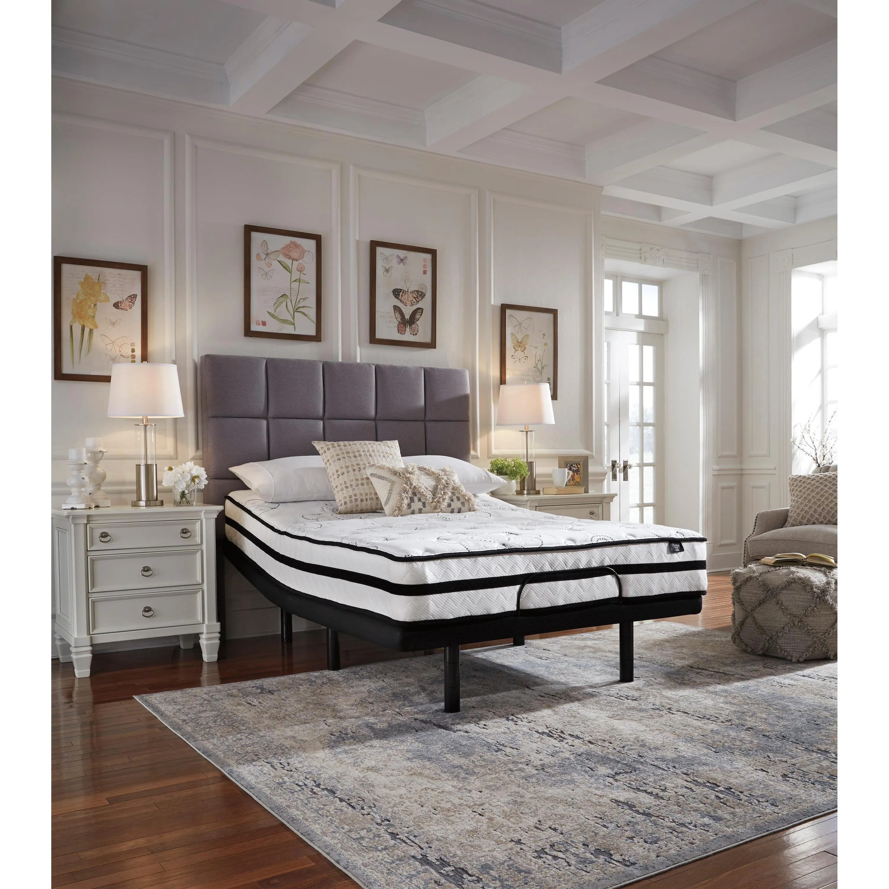 Sierra Sleep Chime 10 Inch Hybrid M69631 Queen Mattress